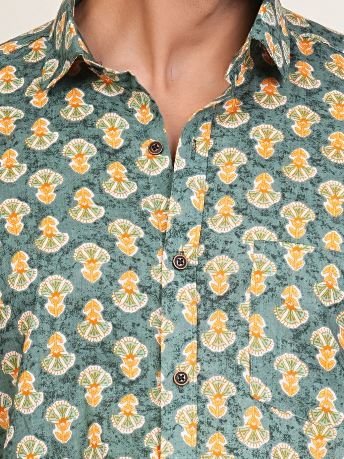 the classicot Printed Short Sleeve Summer Shirt for Men